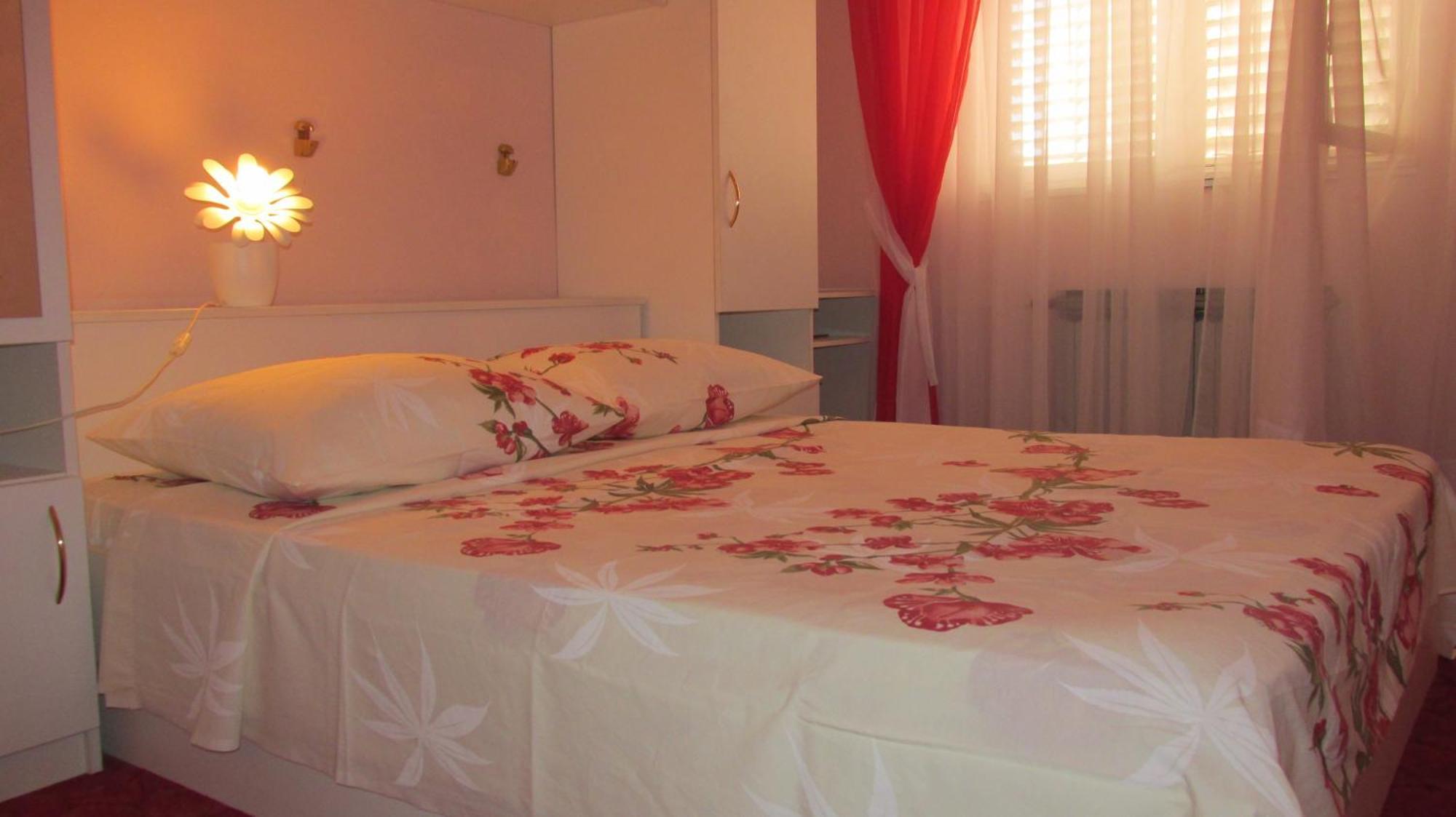 Apartment Dominik بيبينيا المظهر الخارجي الصورة