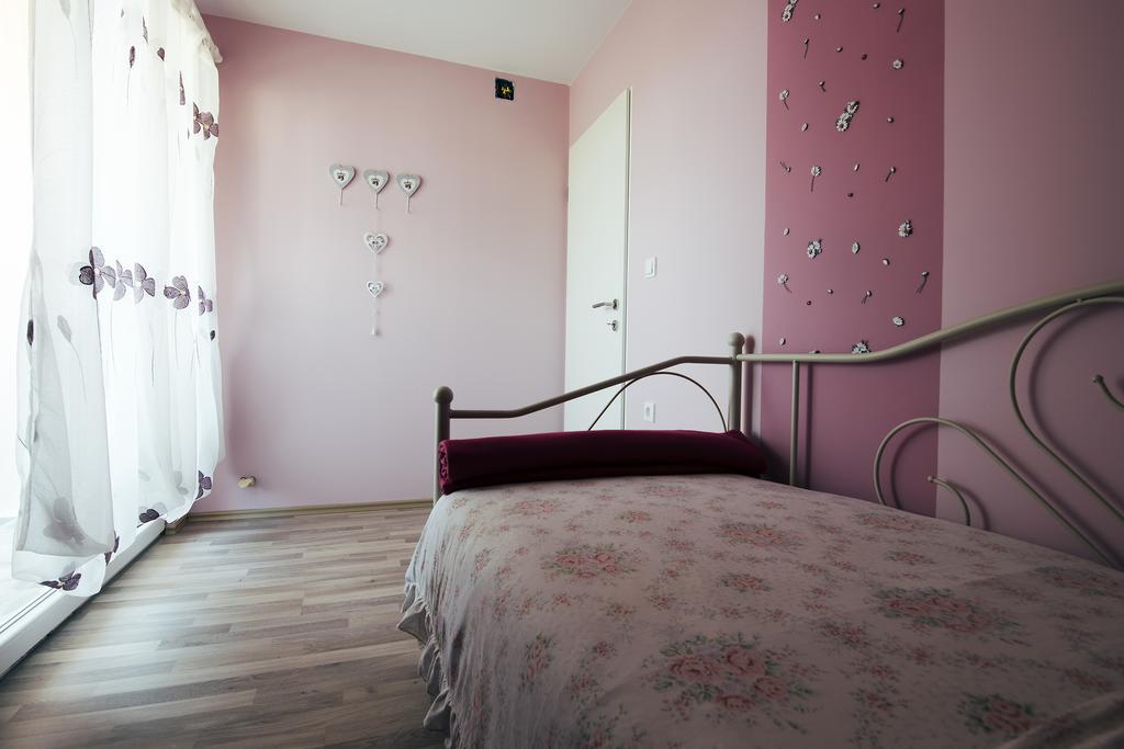 Apartment Dominik بيبينيا المظهر الخارجي الصورة