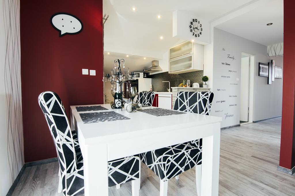 Apartment Dominik بيبينيا المظهر الخارجي الصورة